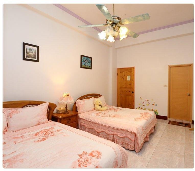 Yilan Xiang Feng Homestay Wujie Zhen Exteriör bild