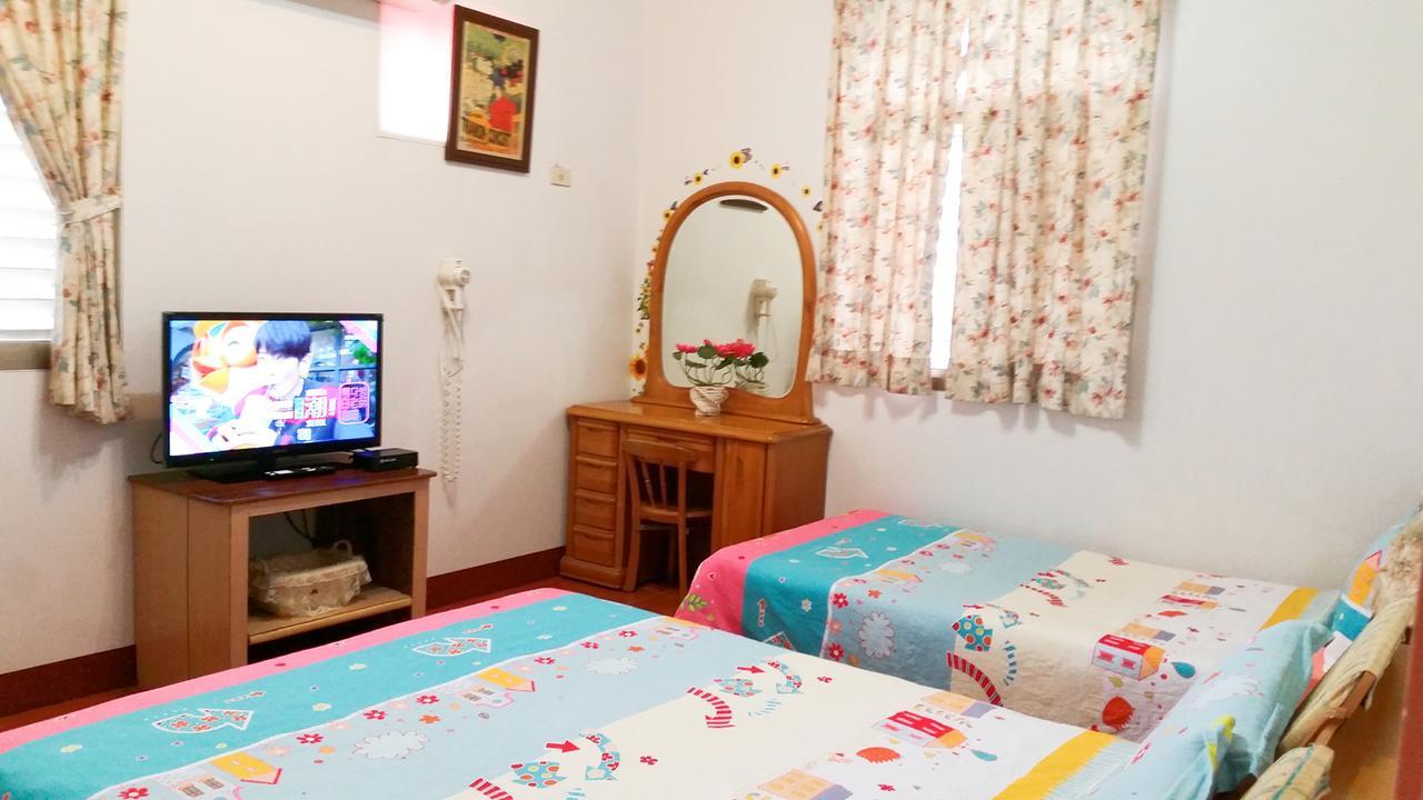 Yilan Xiang Feng Homestay Wujie Zhen Exteriör bild